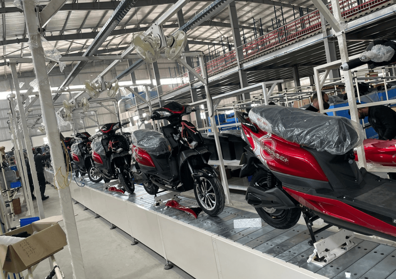 Assembly Line Conveyor India – BharatQ